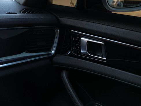 Used 2018 Porsche Panamera 4 AWD/4WD image 16