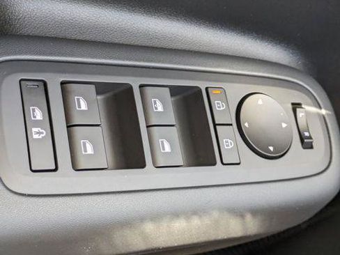 New 2026 Hyundai Santa Fe SE image 21