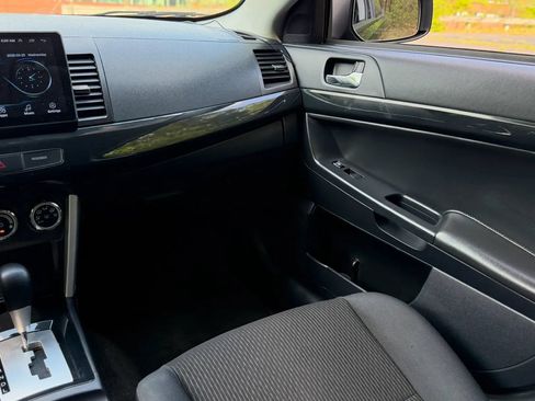 Used 2016 Mitsubishi Lancer AWD Sedan image 17