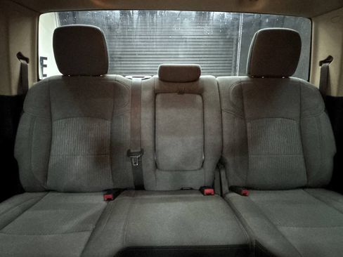 Used 2019 RAM 2500 Big Horn RWD image 30