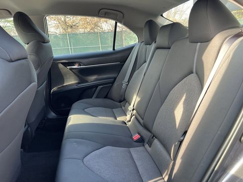 Used 2022 Toyota Camry LE image 21