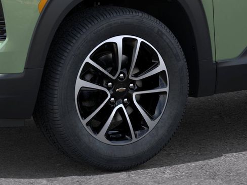 New 2026 Chevrolet TrailBlazer LT w/ LT Cold Weather Package AWD/4WD image 9