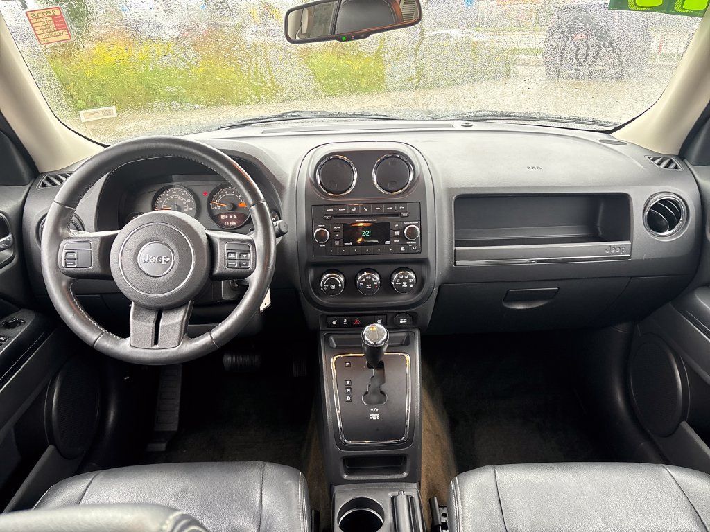 Used 2017 Jeep Patriot High Altitude AWD/4WD image 17