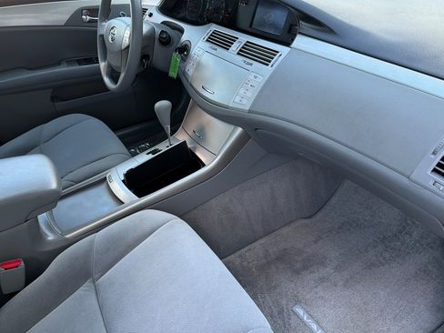 Used 2005 Toyota Avalon XL FWD image 16
