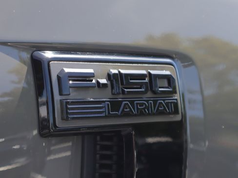 Used 2025 Ford F150 Lariat w/ Equipment Group 502A High AWD/4WD image 34