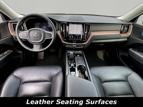 Used 2022 Volvo XC60 B5 Momentum AWD/4WD image 7