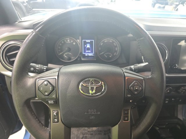 Used 2019 Toyota Tacoma TRD Sport w/ Technology Package AWD/4WD image 14