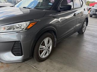 Used 2021 Nissan Kicks S FWD video 1