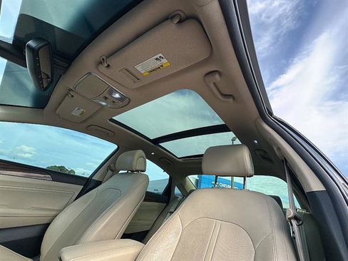 Used 2016 Hyundai Sonata Limited w/ Option Group 04 FWD image 31