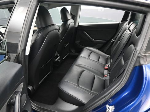 Used 2023 Tesla Model 3 Standard Range image 28