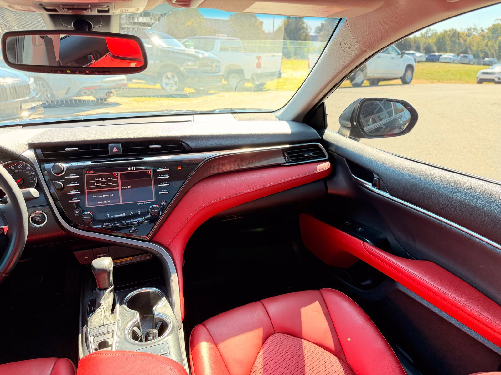 Used 2020 Toyota Camry XSE FWD image 34