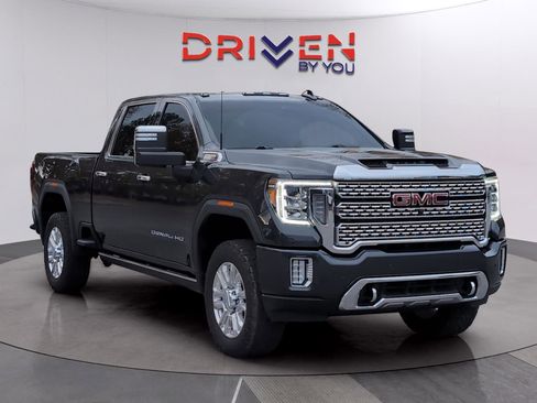 Used 2022 GMC Sierra 3500 Denali w/ Denali Ultimate Package image 8