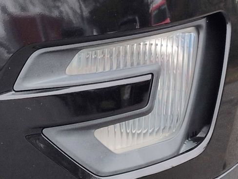 Used 2016 Ford Explorer Sport image 11