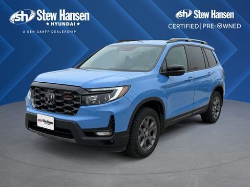 Used 2024 Honda Passport TrailSport image 1