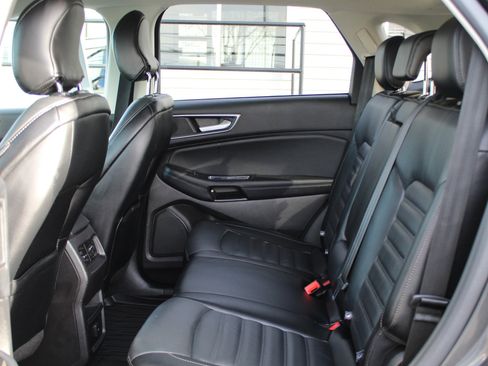 Used 2017 Ford Edge SEL w/ Equipment Group 201A image 14