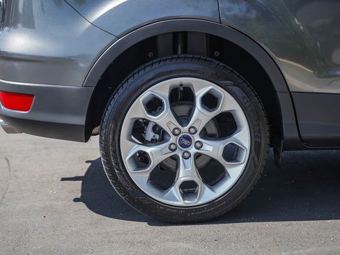Used 2016 Ford Escape Titanium FWD image 8