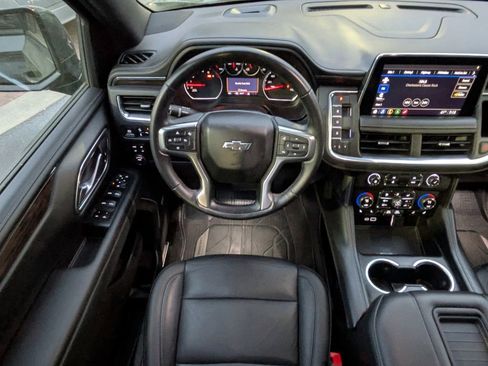 Used 2021 Chevrolet Suburban Z71 w/ Rear Media and Nav Package AWD/4WD image 17