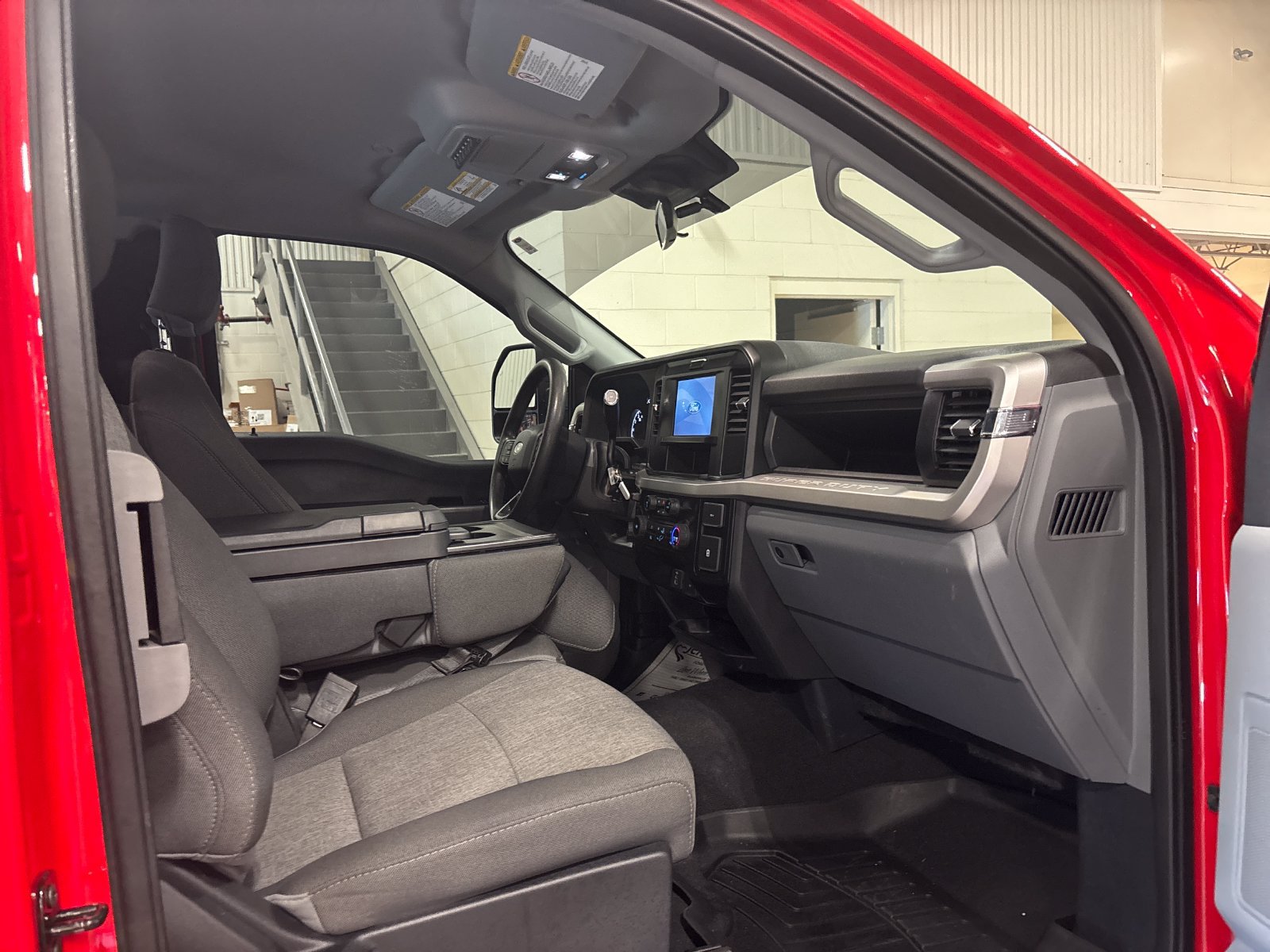 Certified 2025 Ford F350 XL w/ STX Appearance Package AWD/4WD image 6