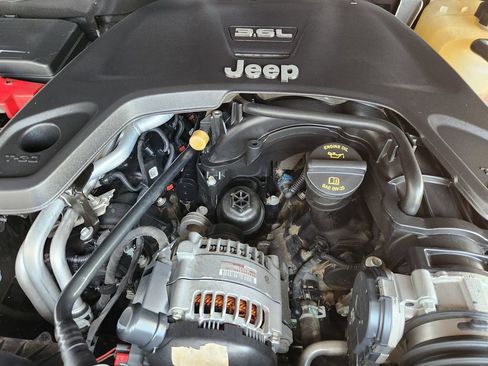 Used 2020 Jeep Wrangler Unlimited Rubicon AWD/4WD image 33