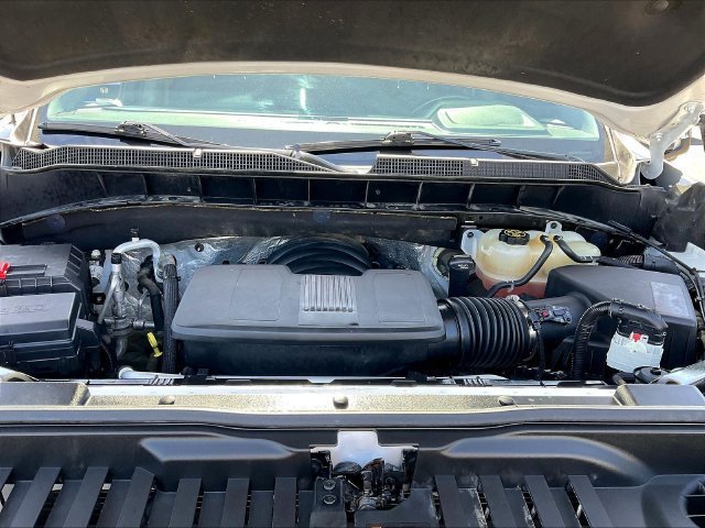 Certified 2022 Chevrolet Silverado 1500 LTZ AWD/4WD image 33