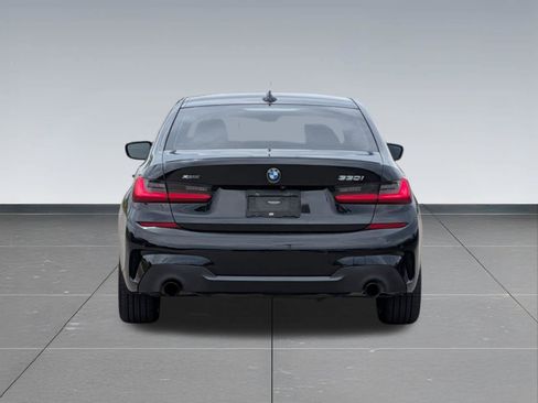 Used 2022 BMW 330i xDrive Sedan w/ M Sport Package AWD/4WD image 5