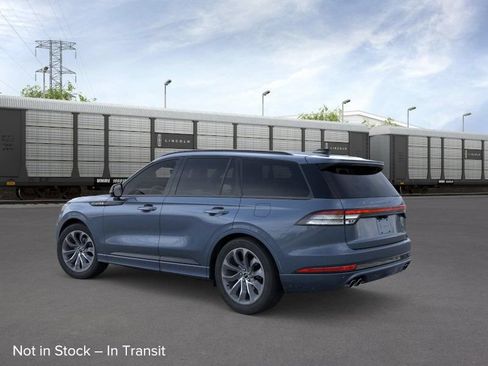 New 2026 Lincoln Aviator AWD image 4