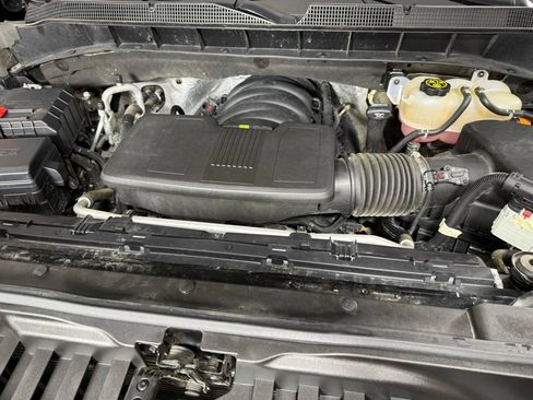 Used 2023 Chevrolet Silverado 1500 RST w/ Convenience Package II AWD/4WD image 28