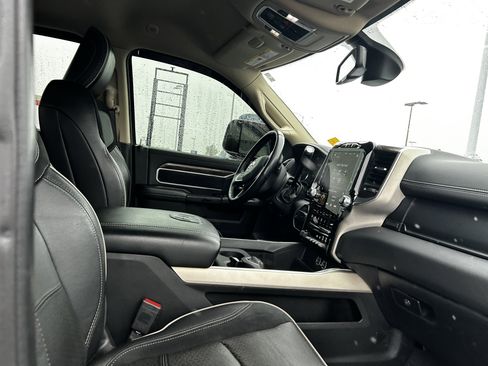 Used 2021 RAM 2500 Laramie AWD/4WD image 13