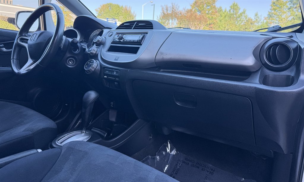 Used 2011 Honda Fit Sport image 98