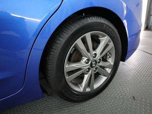 Used 2018 Hyundai Elantra SEL FWD image 63