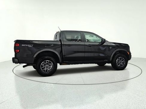 Used 2024 Ford Ranger XLT AWD/4WD image 4