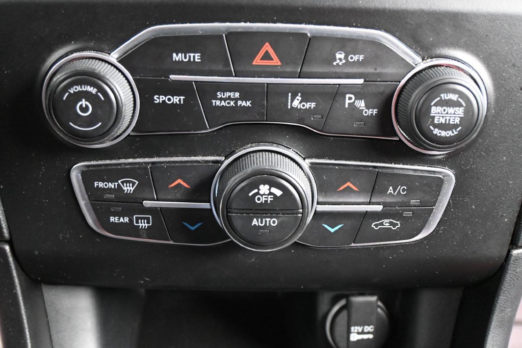 Used 2022 Dodge Charger R/T w/ Plus Group RWD image 20
