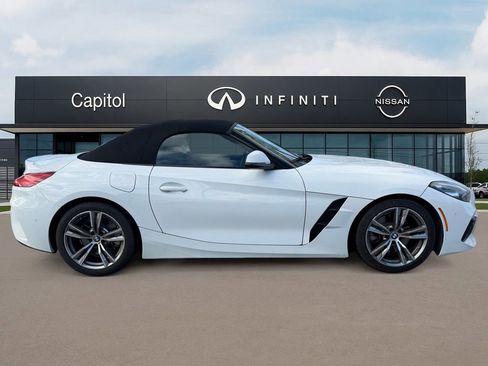 Used 2025 BMW Z4 sDrive30i image 4
