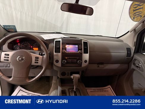 Used 2018 Nissan Frontier S RWD image 35