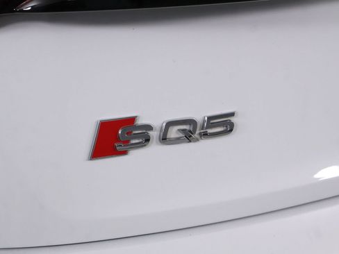 Used 2021 Audi SQ5 Prestige w/ Prestige Package AWD/4WD image 19