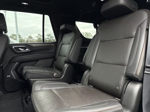 Used 2021 Chevrolet Tahoe High Country w/ Premium Package image 31