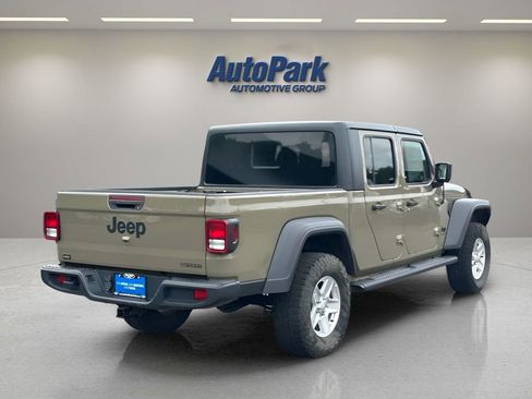 Used 2020 Jeep Gladiator Sport w/ Quick Order Package 24S AWD/4WD image 7