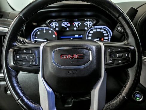 Used 2022 GMC Sierra 2500 SLE w/ SLE Value Package; image 17