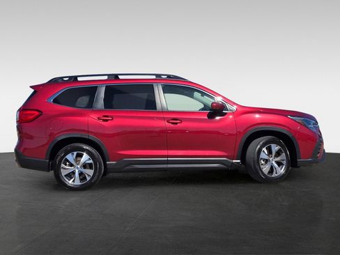 Used 2025 Subaru Ascent Premium AWD/4WD image 4