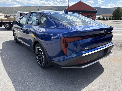 Certified 2025 Kia K4 EX FWD image 6