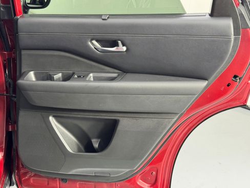 Used 2022 Nissan Pathfinder SL w/ Lighting Package (N92) image 45