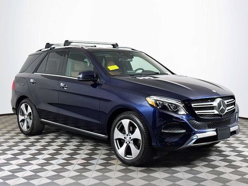 Used 2017 Mercedes-Benz GLE 350 4MATIC image 3