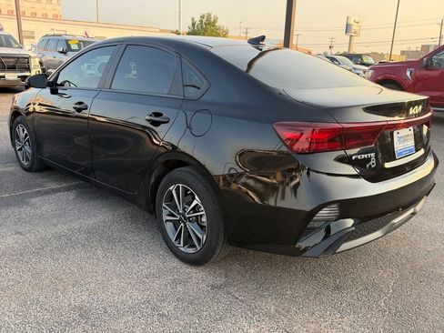 Used 2024 Kia Forte LXS w/ LXS Technology Package FWD image 8