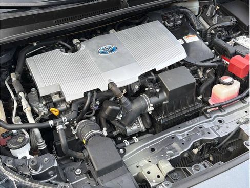 Used 2016 Toyota Prius Two FWD image 28