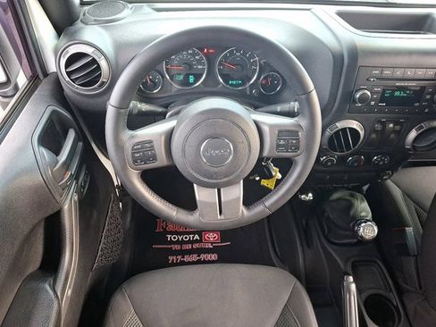 Used 2016 Jeep Wrangler Sport image 11