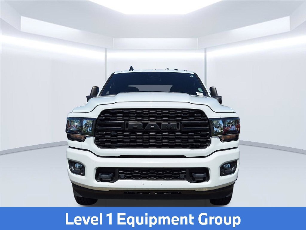 Used 2023 RAM 3500 Big Horn w/ Night Edition AWD/4WD image 8