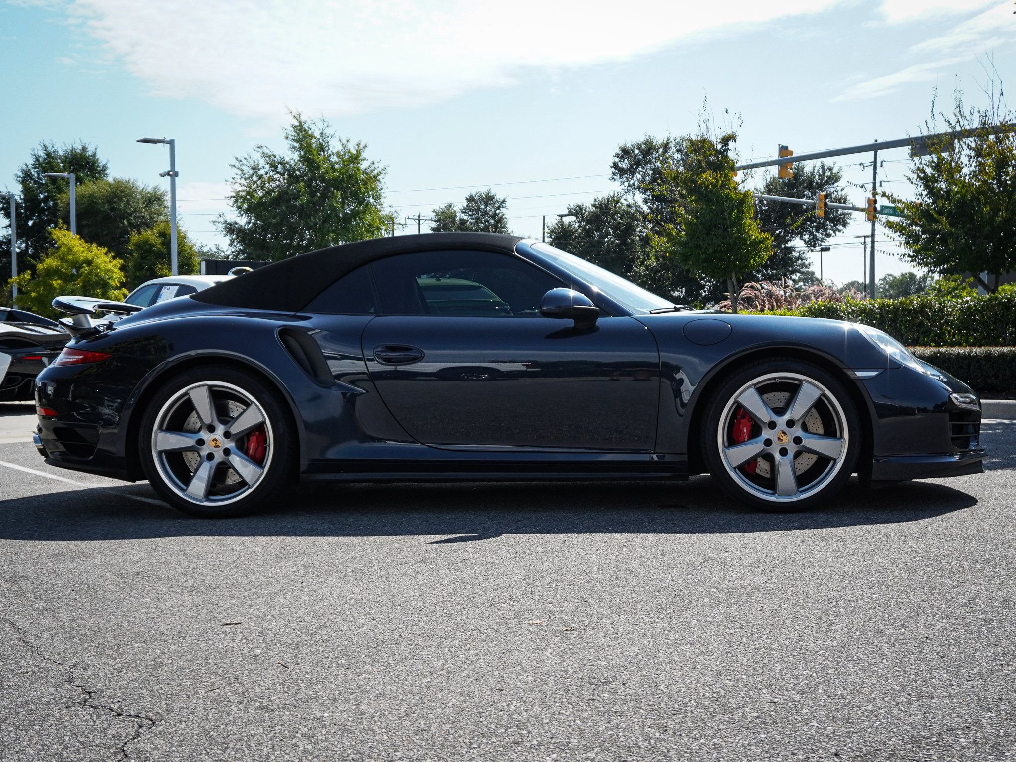 Used 2014 Porsche 911 Turbo AWD/4WD image 11