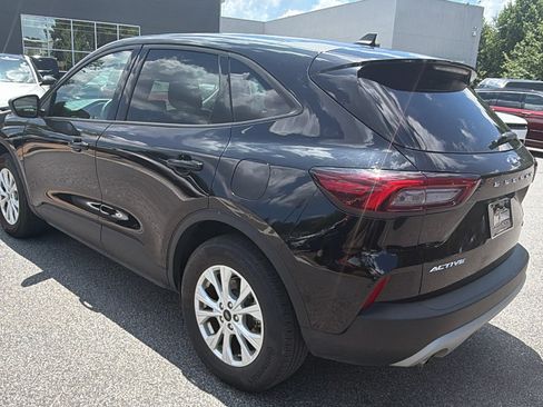 Used 2025 Ford Escape Active AWD/4WD image 10