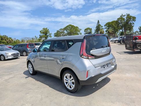 Certified 2024 Kia Soul LX FWD image 6