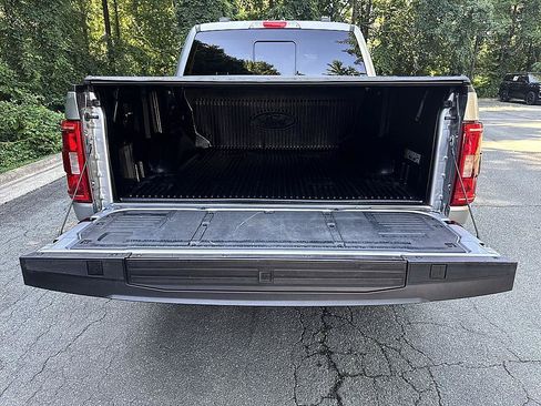 Used 2022 Ford F150 XLT w/ Equipment Group 302A High AWD/4WD image 21